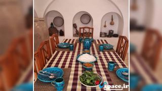میز ناهار اقامتگاه بوم گردی خانم رباب - پوده - دهاقان - اصفهان